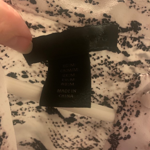 Pink, black and white blouse - Picture 6 of 6